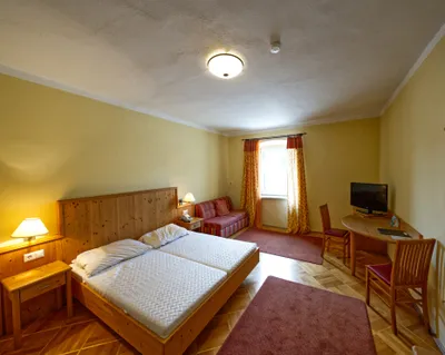 Gewerbeimmobilie kaufen in Klagenfurt Land – 1 214 m², € 1.070.000 – Bild 15 von 19