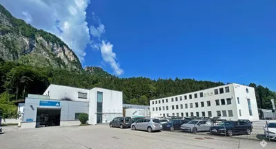 Gewerbeimmobilie kaufen in Salzburg-Umgebung – 7 738 m², € 5.600.000 – Bild 2 von 12