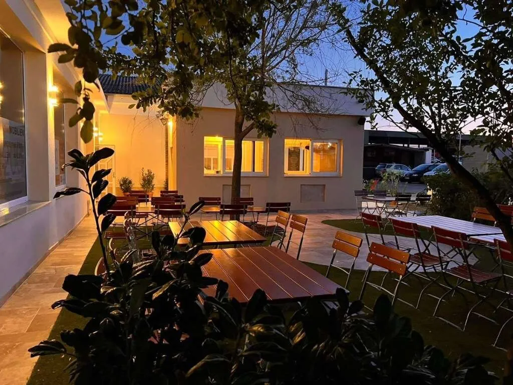 BISTRO AREAL 200 in 2601 Sollenau - Ansicht 2