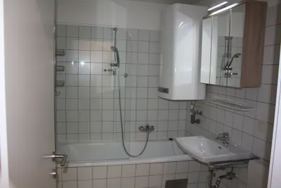 2-Zimmer-Wohnung mieten in Hallein – 61 m², € 880 – Bild 6 von 8