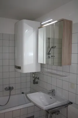 2-Zimmer-Wohnung mieten in Hallein – 61 m², € 880 – Bild 7 von 8