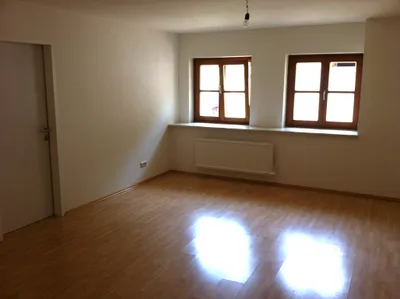 2-Zimmer-Wohnung mieten in Hallein – 61 m², € 880 – Bild 3 von 8