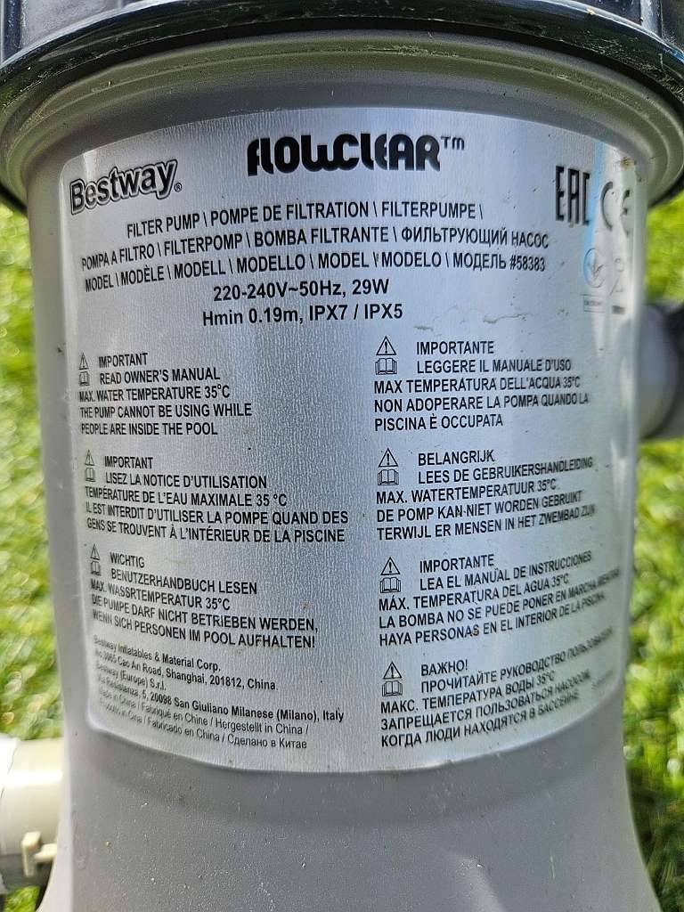 Filterpumpe Bestway 58383 inkl. 4 neue Filter und Schluche,  27,- (8063  Hf) - willhaben