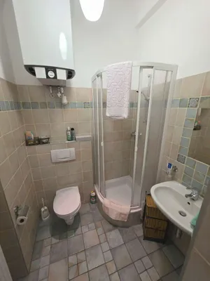 4-Zimmer-Gewerbeimmobilie mieten in Graz – 167 m², € 2.524 – Bild 12 von 12