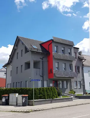 2-Zimmer-Wohnung mieten in Wels – 80 m², € 1.051