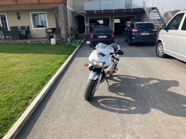 Honda VTR Tourer