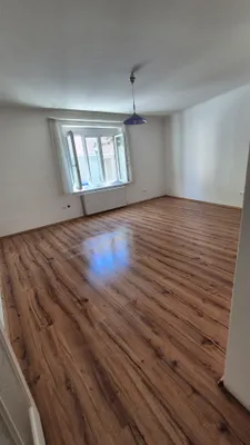 3-Zimmer-Wohnung mieten in Baden – 75 m², € 1.150 – Bild 3 von 9