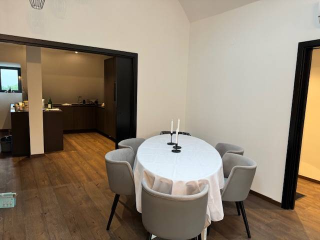 Stilvolles Penthouse mit Pool & Garten - Nahe der Donau - Ansicht 2