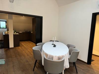 Stilvolles Penthouse mit Pool & Garten - Nahe der Donau – Bild 2
