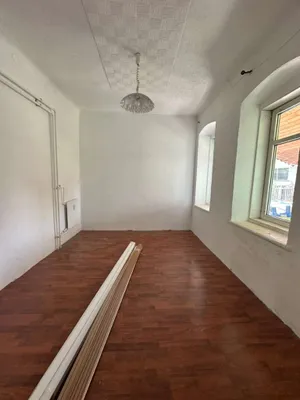 11-Zimmer-Gewerbeimmobilie kaufen in Neunkirchen – 205 m², € 285.000 – Bild 2 von 6