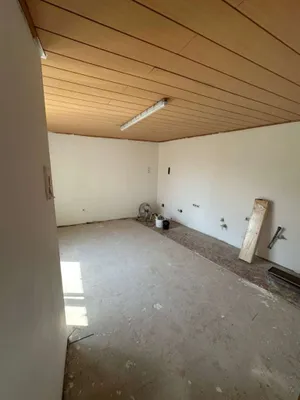 11-Zimmer-Gewerbeimmobilie kaufen in Neunkirchen – 205 m², € 285.000 – Bild 3 von 6