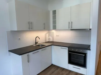 1-Zimmer-Wohnung kaufen in Innsbruck – 26 m², € 218.000 – Bild 4 von 5