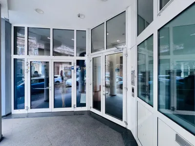 12-Zimmer-Gewerbeimmobilie mieten in Wien – 362 m², € 7.443 – Bild 18 von 23