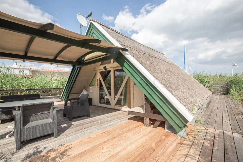 Spitzdachhütte mit Landzugang in Toplage der Romantika II - Ansicht 2