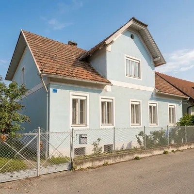 6-Zimmer-Haus kaufen in Krems Land – 152 m², € 220.000 – Bild 1 von 17