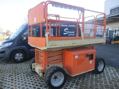 Scherenarbeitsbühne Gabelstapler