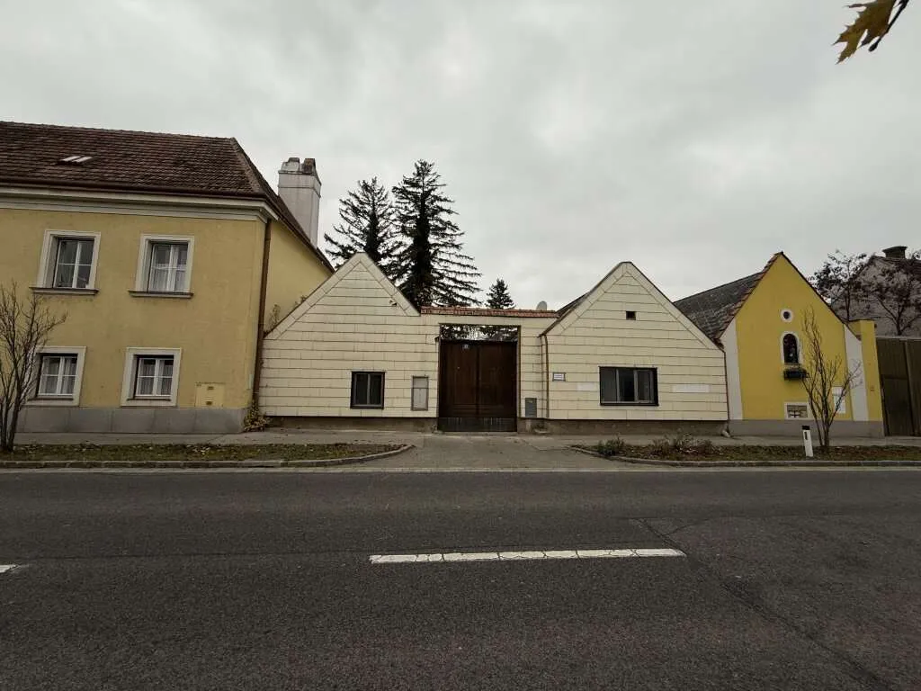 Bauträgergrundstück - Genehmigtes Wohnbauvorhaben für 12 Wohneinheiten im Zentrum Münchendorfs - Ansicht 2