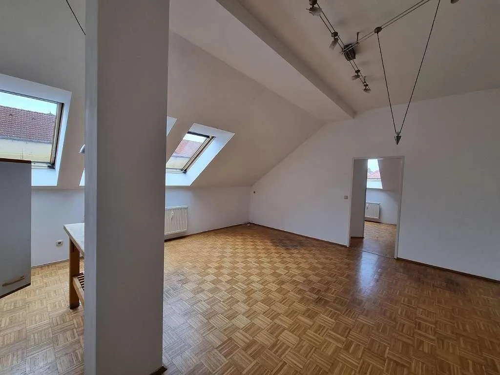 Vermietete Anlegerwohnung mit guter Rendite über 3%! 2-Zimmer-Eigentumswohnung in St.Leonhard zu verkaufen! - Ansicht 2