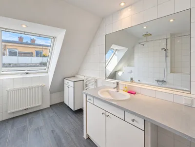 4-Zimmer-Wohnung mieten in Wien – 135,85 m², € 2.320 – Bild 11 von 18