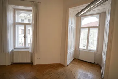 4-Zimmer-Gewerbeimmobilie mieten in Wien – 149 m², € 2.475 – Bild 2 von 11