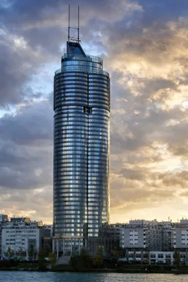 Gewerbeimmobilie mieten in Wien – 354 m², € 23 – Bild 1 von 22