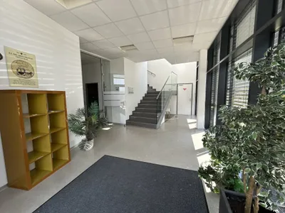 Gewerbeimmobilie mieten in Wels – 39 m², € 558 – Bild 6 von 12