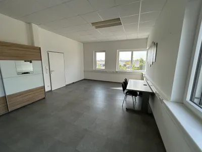Gewerbeimmobilie mieten in Wels – 39 m², € 558 – Bild 3 von 12