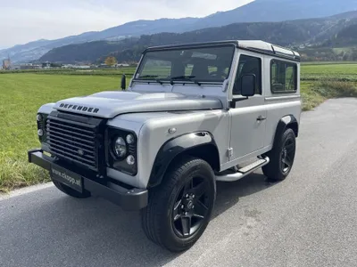 Land Rover Defender 90'' Station Wagon SE 2,2