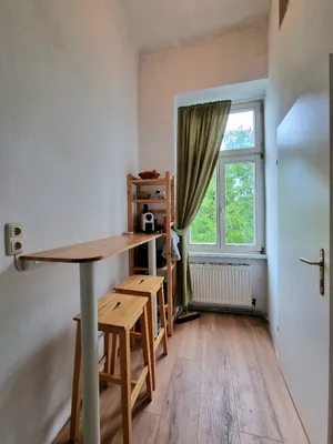 1-Zimmer-Wohnung mieten in Baden – 23 m², € 550 – Bild 2 von 8