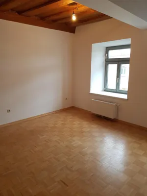 2-Zimmer-Wohnung mieten in Leoben – 39,38 m², € 324 – Bild 2 von 9