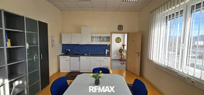 9-Zimmer-Gewerbeimmobilie mieten in Sankt Veit an der Glan – 426 m², € 4.280 – Bild 19 von 21
