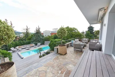8-Zimmer-Haus kaufen in Wien – 450 m²