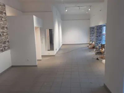 2-Zimmer-Gewerbeimmobilie mieten in Wiener Neustadt Land – 328 m², € 1.850 – Bild 2 von 18