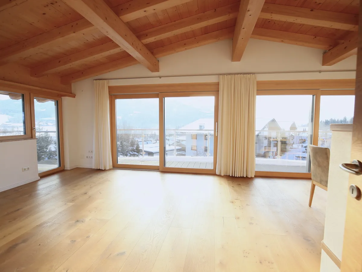 Modernes Einfamilienhaus mit Einliegerwohnung und sensationellem Kaiserblick – pohled 2