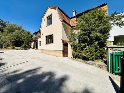 7-Zimmer-Haus kaufen in Neunkirchen – 190 m², € 279.700 – Bild 2 von 27