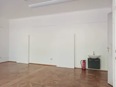 2-Zimmer-Immobilie mieten in Graz – 106 m², € 12 – Bild 6 von 17