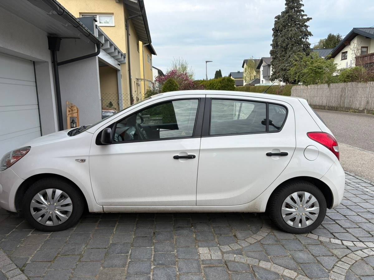 Hyundai i20