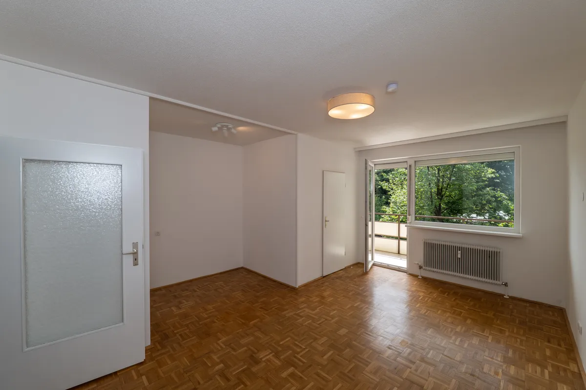 Schöne Garconniere in Innsbruck -Kranebitten, 30 m², herrliche Aussichts-, Ruhe-u. Waldrandlage, Südbalkon, Parkmöglichkeit, € 950 inkl. BK, verfügbar ab August 26, provisionsfrei - Ansicht 2