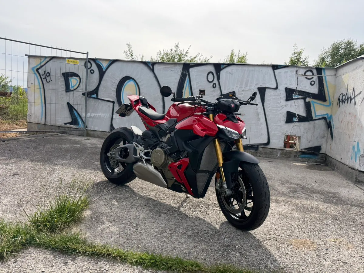 Ducati Streetfighter