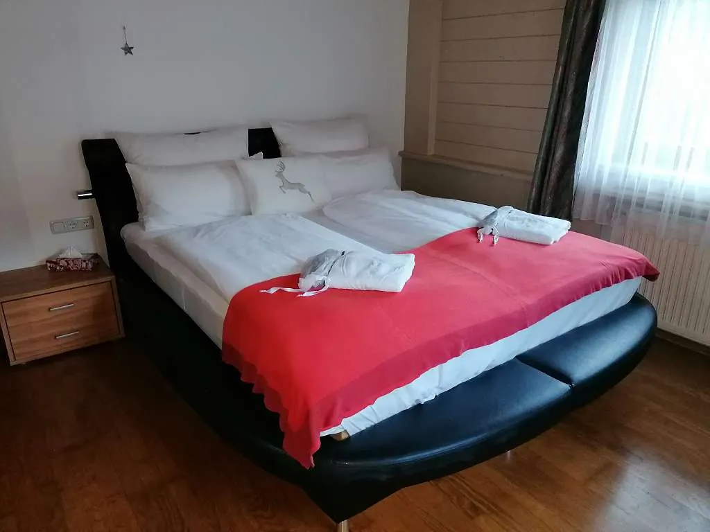 Wohnen auf Zeit in Kitzbühel - sonnige, möblierte Erdgeschoss Wohnung für ca. 6 Monate - Ansicht 3