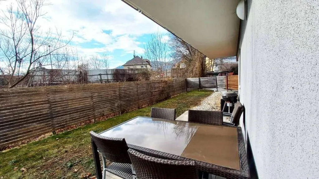 Attraktive Anlegerwohnung mit großem Garten und Carport! - Ansicht 2