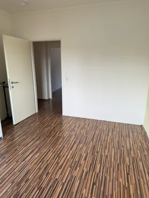 4-Zimmer-Wohnung kaufen in Baden – 87 m², € 149.000 – Bild 14 von 22