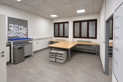 Gewerbeimmobilie mieten in Salzburg-Umgebung – 448 m², € 7 – Bild 9 von 10