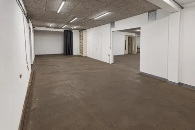 Gewerbeimmobilie mieten in Salzburg-Umgebung – 448 m², € 7 – Bild 7 von 10
