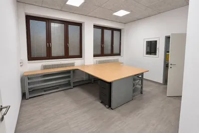 Gewerbeimmobilie mieten in Salzburg-Umgebung – 448 m², € 7 – Bild 10 von 10