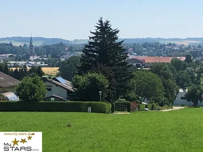 Grundstück kaufen in Ried im Innkreis – 2 000 m², € 400.000
