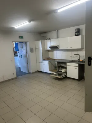 Gewerbeimmobilie mieten in Grieskirchen – 600 m², € 3.600 – Bild 22 von 22
