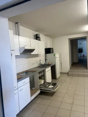 Gewerbeimmobilie mieten in Grieskirchen – 600 m², € 3.600 – Bild 19 von 22