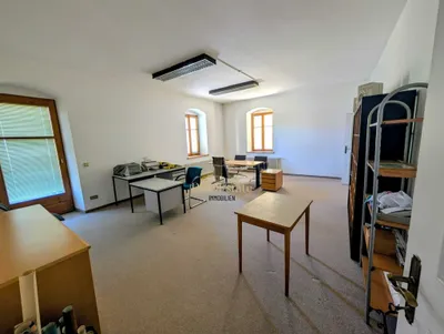 8-Zimmer-Gewerbeimmobilie kaufen in Gmunden – 268 m², € 1.670.000 – Bild 7 von 23