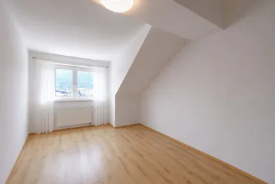 3-Zimmer-Wohnung kaufen in Gmunden – 90 m², € 380.000 – Bild 7 von 12